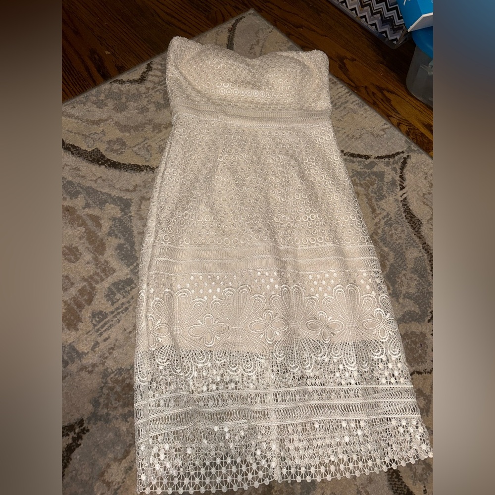 Strapless dress